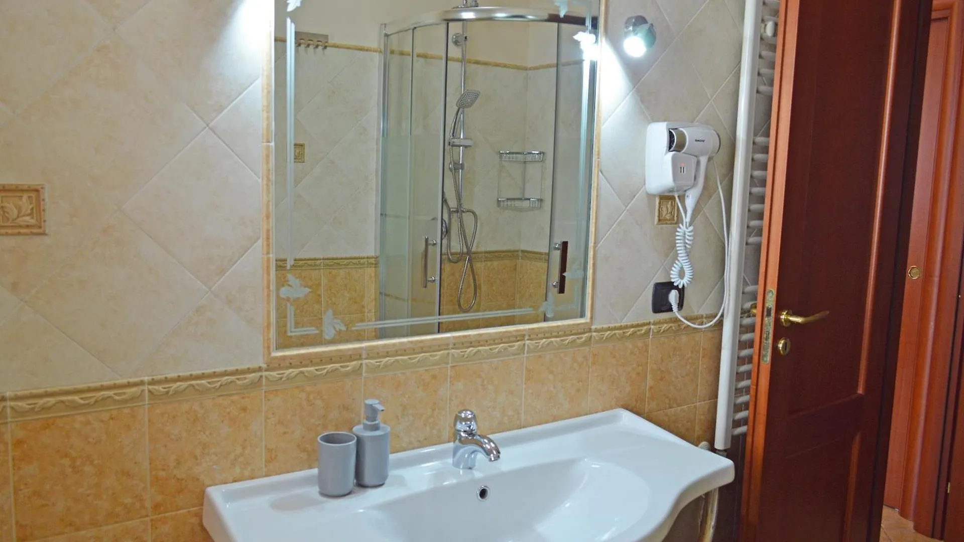 Apartament House Paradise Amedeo Bauso